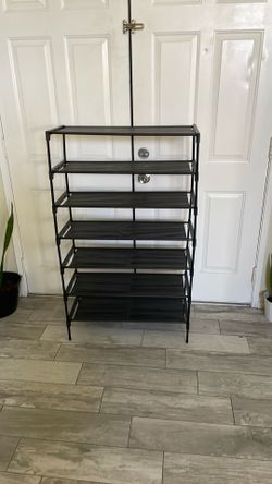 Shoe rack new $10