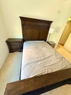 queen bed