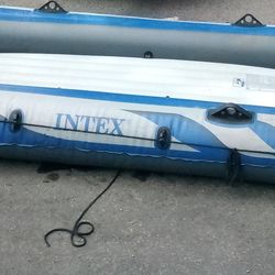 Intex Excursion 5 (Comes W/ Seats)  Professional Inflatable 5 Person River Raft