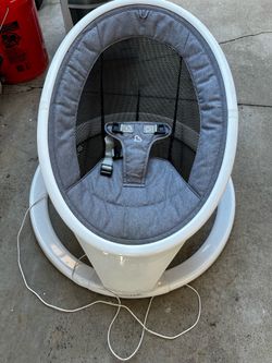 Munchkin swing