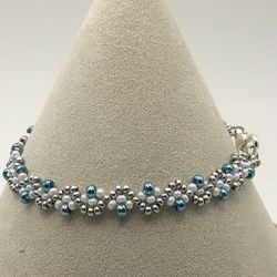 Silver & white Turquoise womens bracelet minimalist NEW 7”