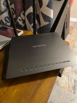 NETGEAR NIGHTHAWK Router