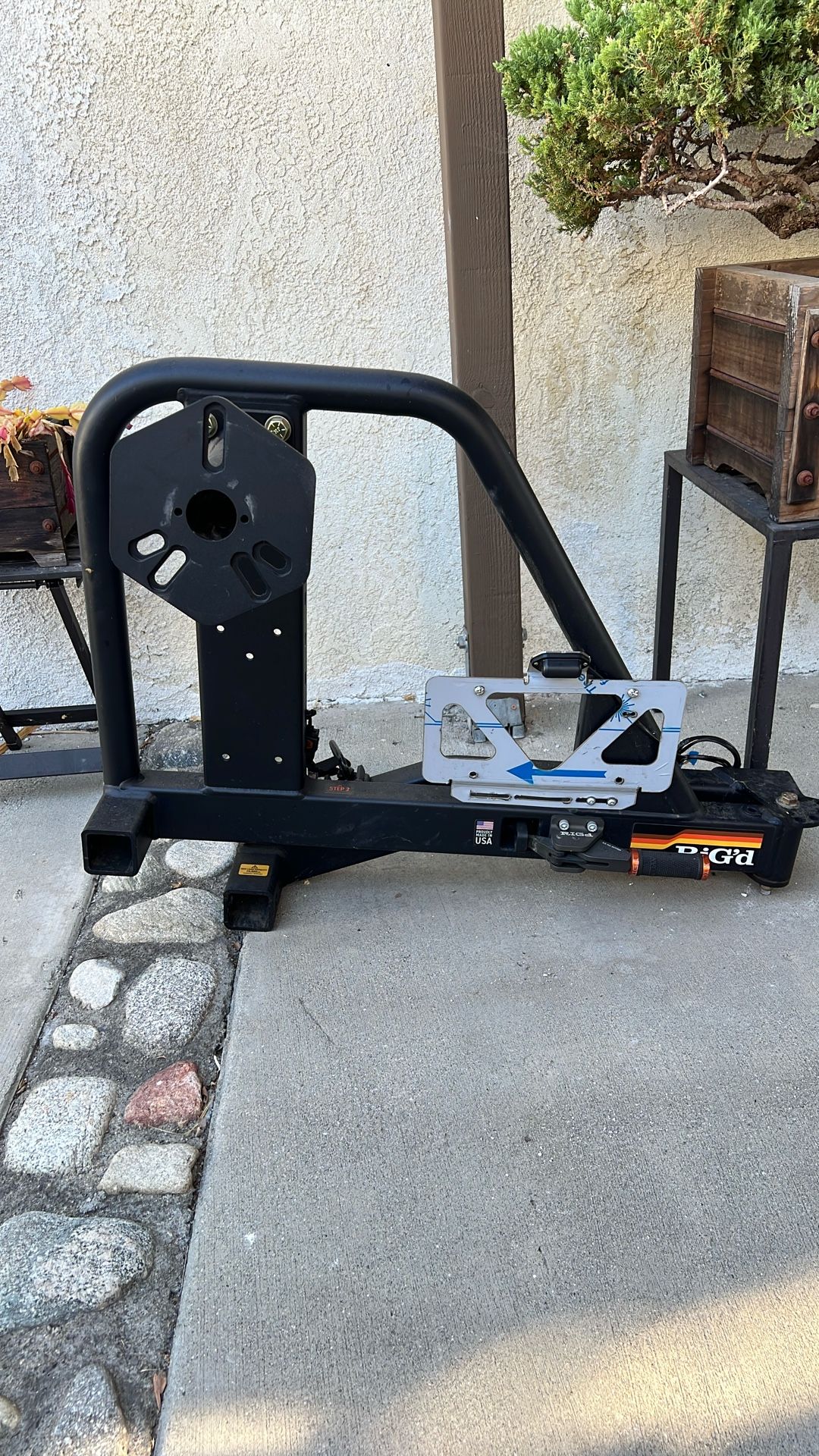 Rigd Ultra -fit Tire Carrier