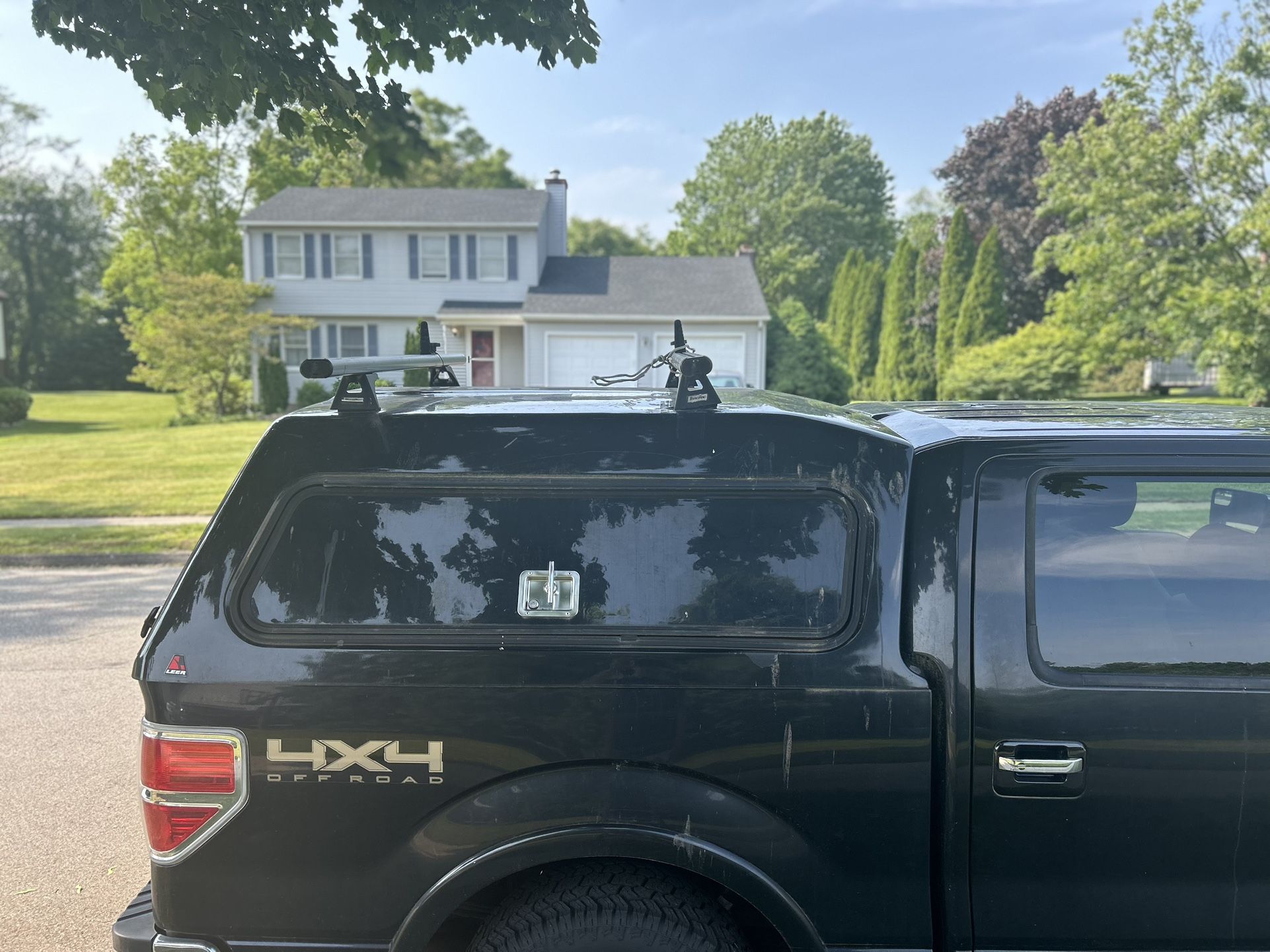 F150 6’ Truck Cap