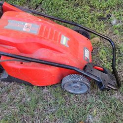 Black & Decker Electric Lawn Mower 