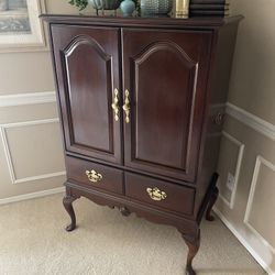 Vintage Queen Anne Armoire