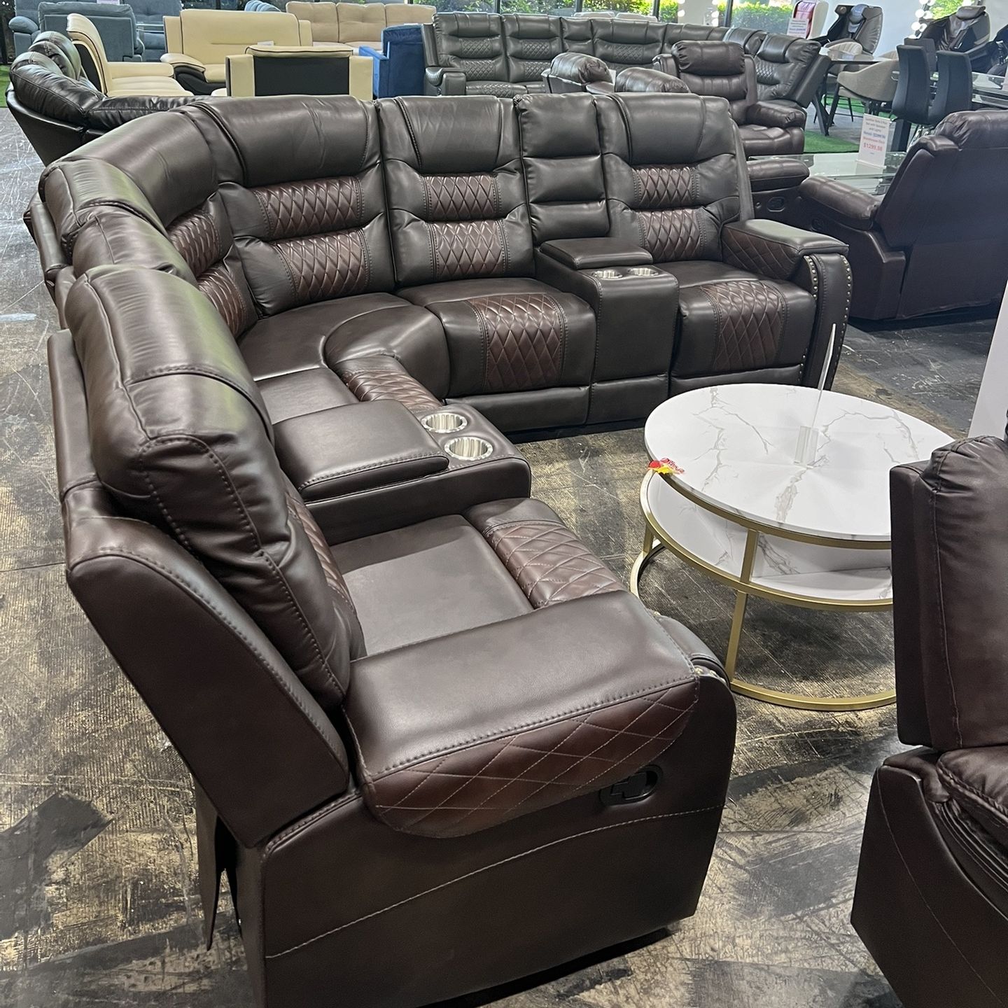 Recliner Leather Sectional / Seccional de cuero reclinable