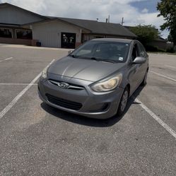 2014 Hyundai Accent CLEAN TITLE
