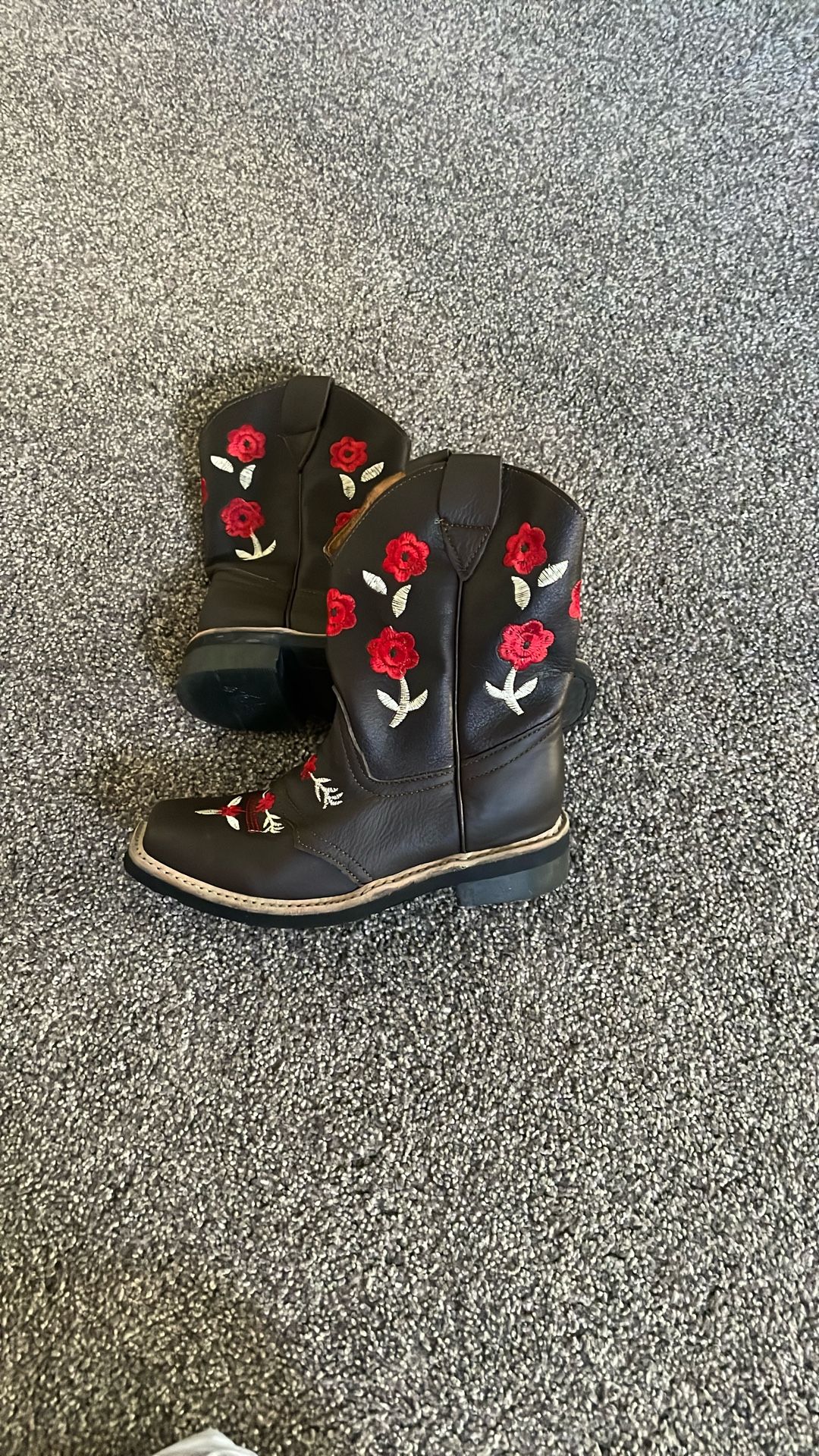 Girls boots 