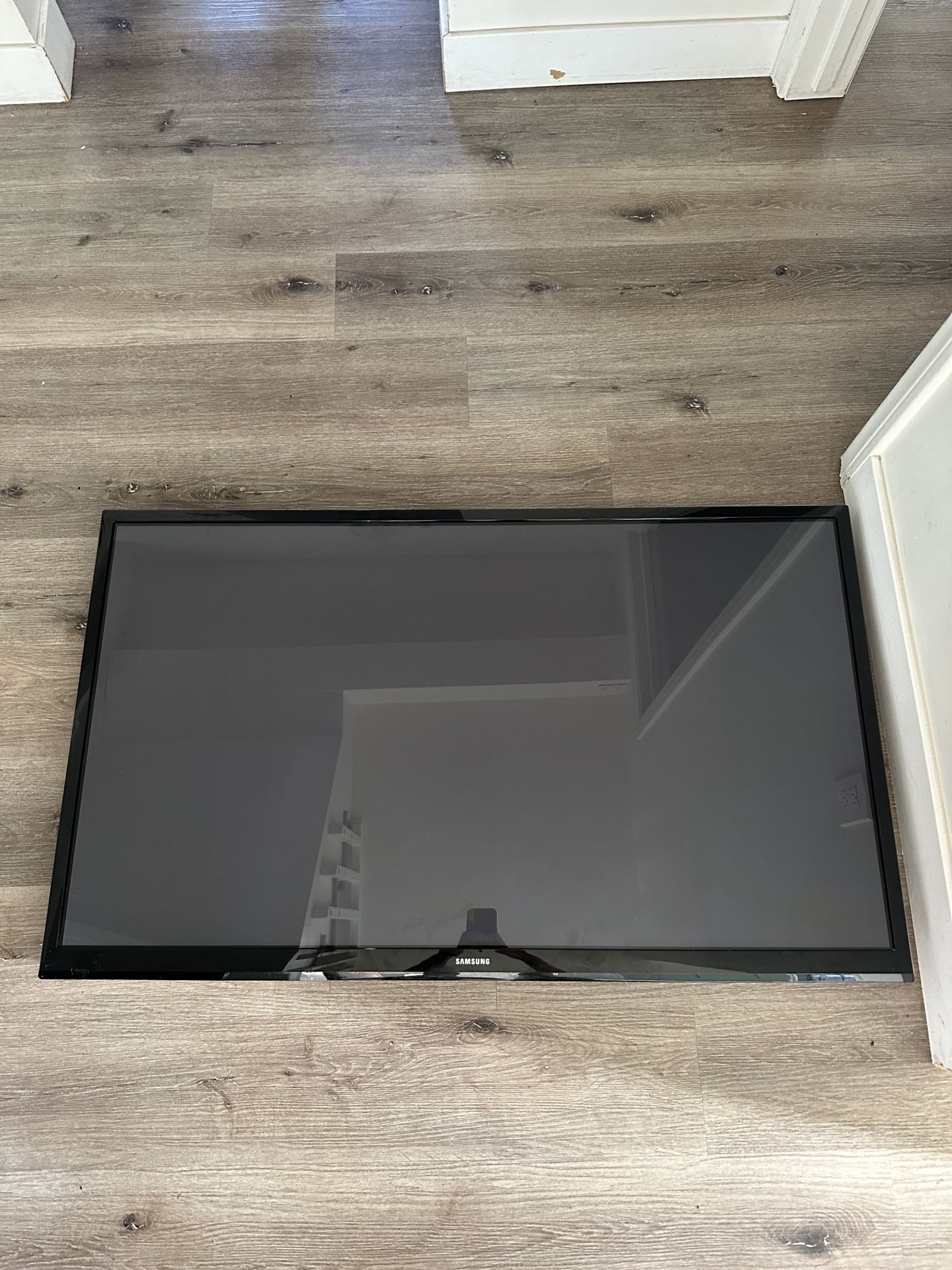 52 Inch Samsung TV