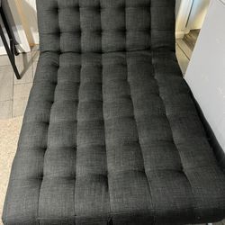 Black Futon 