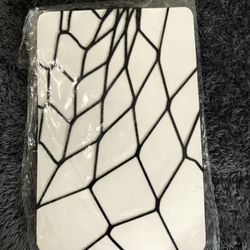 New! Wide Seam Fishnet Tights