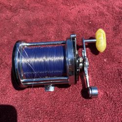 New-Penn 200M Surfmaster Reel-1964
