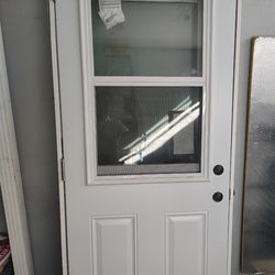 Masonite 30" x 80" PREMIUM Vent 1/2 Lite Clear Insulated Glass RIGHT HAND Outswing Steel Front Exterior Door White Finish