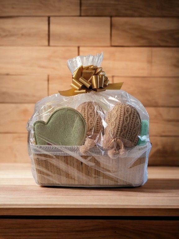 MARY KAY GIFT BASKETS Men Women New