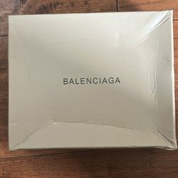 Balenciaga size 10 men