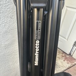 Manfrotto 351MVB2 Aluminum Tripod With Case