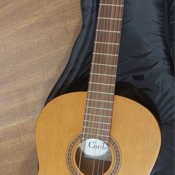 Cordoba Iberia C5 Classical Nylon String Guitar with New Deluxe Gig Bag  