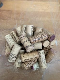 100 Mixed Wine Corks for Crafts