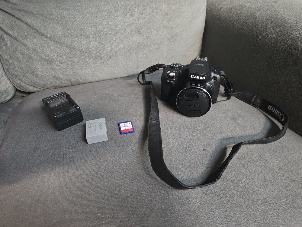 Canon PowerShot SX50 HS 12.1 MP Digital Camera 50x Wide-Angle Optical Image Stabilized Zoom