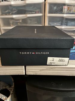 Tommy hilfiger woman’s boots (new )