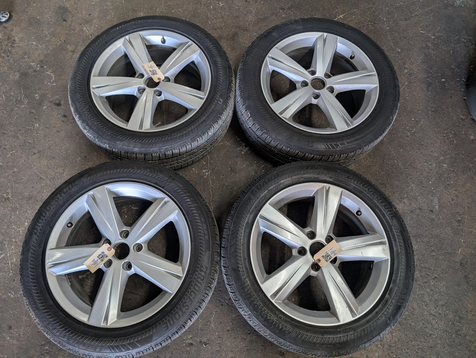 4PC Wheel Rims 17 w Tire 21555 R17 Set 2015 Volkswagen Passat 2014 2016 2017 (V2543_SET)