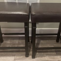 Two Counter Stools Very Nice 24 In High And 18 In Wide