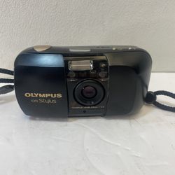 Vintage Olympus Stylus Infinity AF 35mm Camera Black f/3.5 Point And Shoot