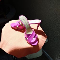 Enzo Angiolini Pink Low Heel Slides