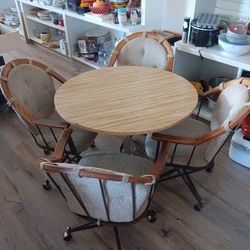 Retro Cool!  Kitchen Dinning Drop Leaf Table And Swivel Chairs $ 230 Obo!t