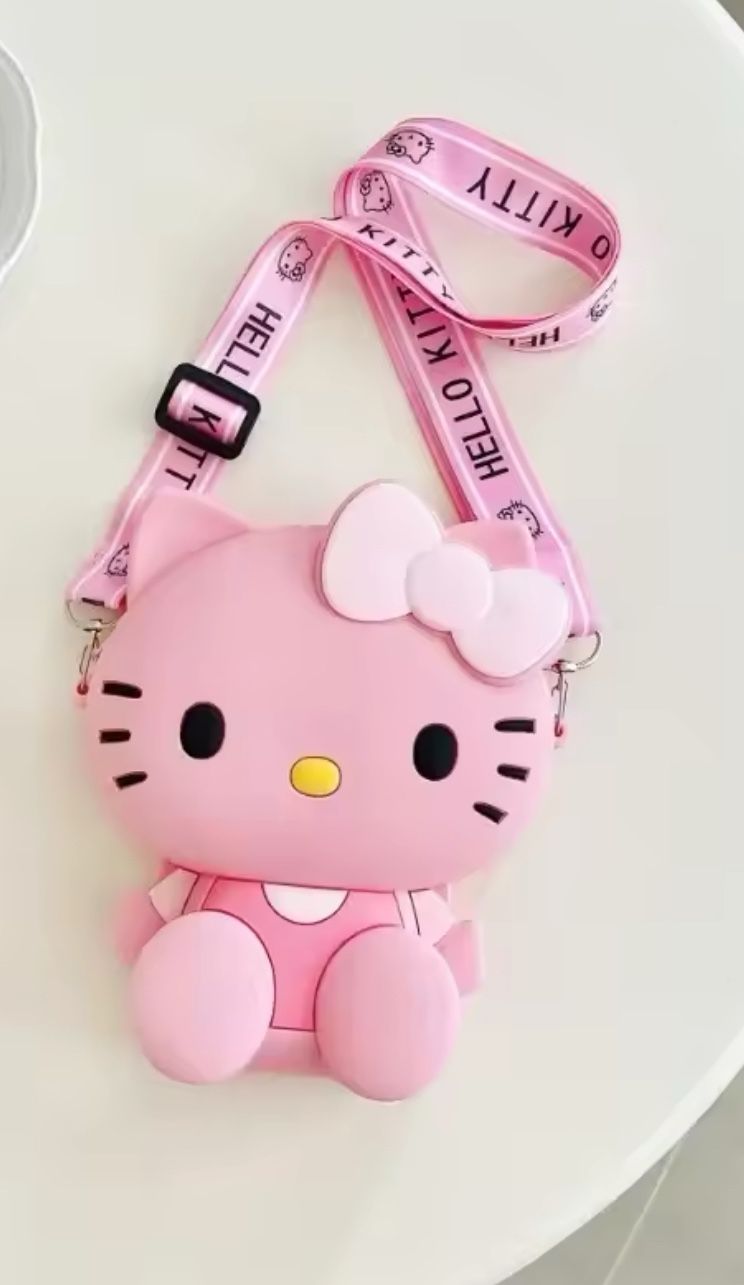 Hello Kitty Purse