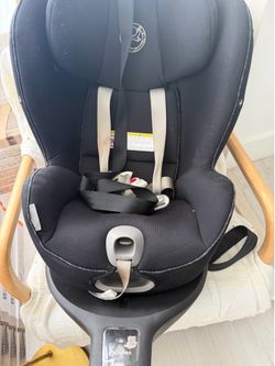 Cybex Convertible Car Seat – Excellent Condition