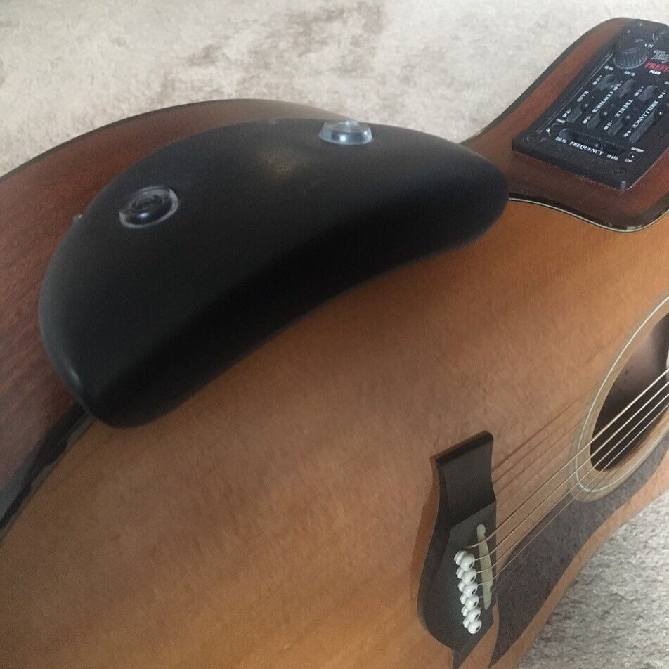 Acoustic Guitar Armrest 