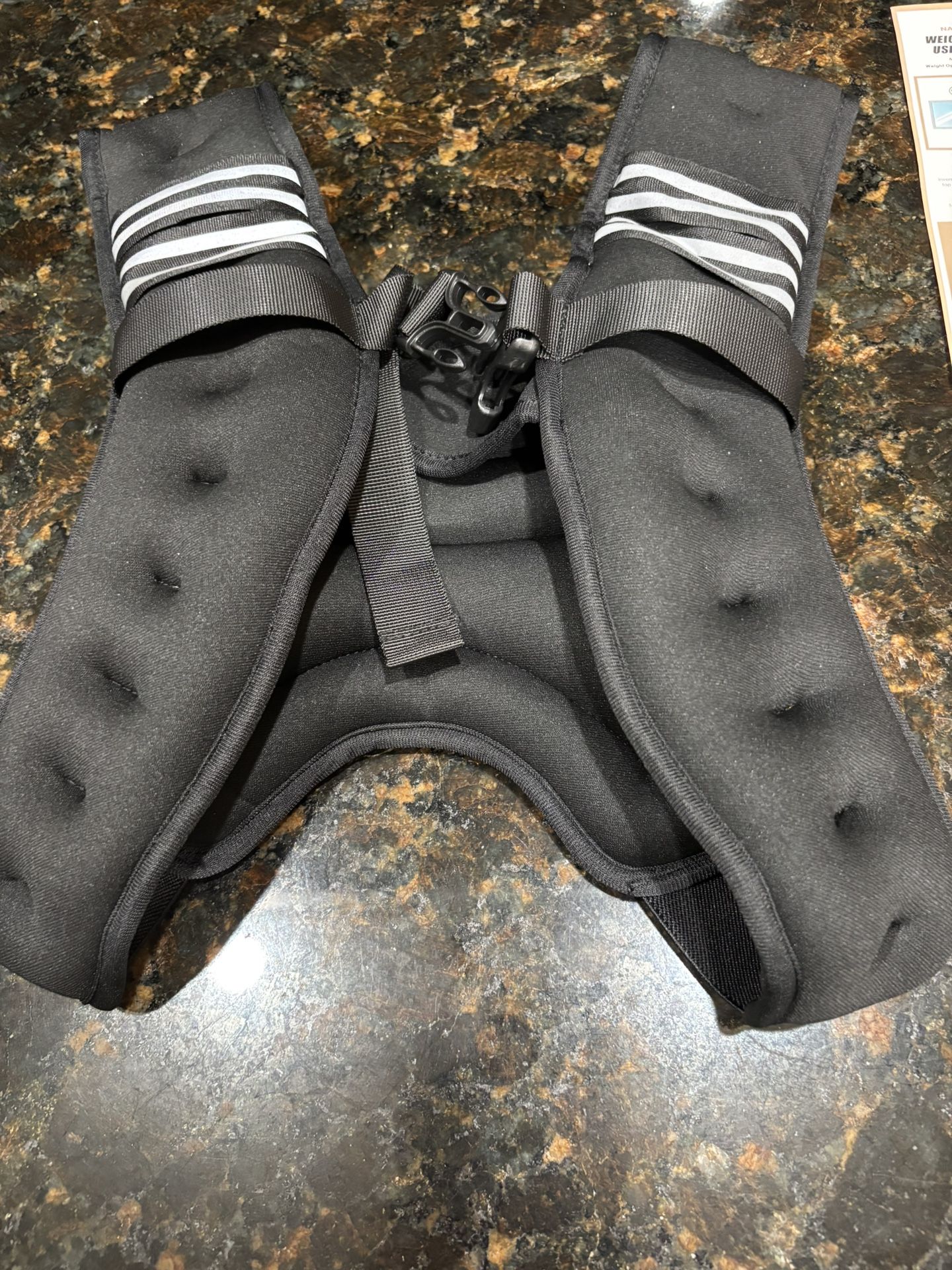 New Weighted 10 lb weighted vest by Naturelux. Good for walking running fitness