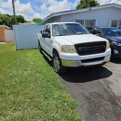 PICK  UP FORD  F150 2004