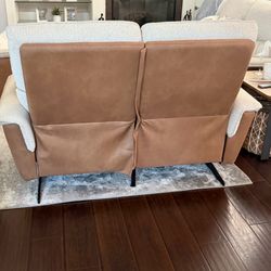 Reclining sofa and loveseat