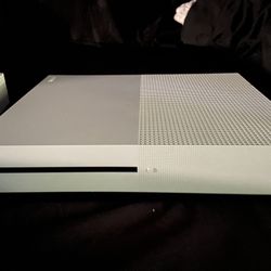 2 Xbox One S 