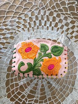 New leather coin purse app 4 1/2 x 3"