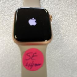 Apple Watch SE 44 mm GPS excellent condition unlocked
