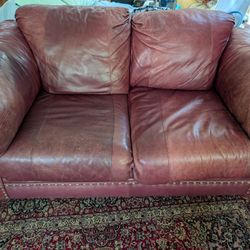 Broyhill LEATHER Sofa & Loveseat