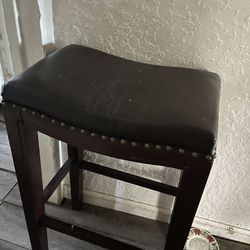 Color dark brown chair
