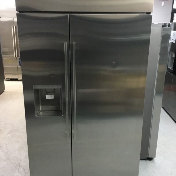 Monogram Built-In Built-In (Refrigerator) Stainless steel Model ZISS420DNSS - 2662