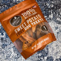 dog 🐶 treats..