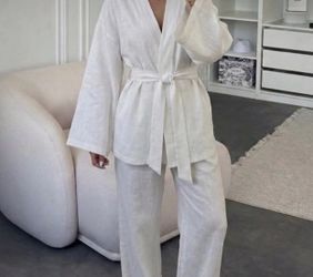 2 piece set. White linen. New
