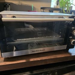 Hamilton Beach Toaster Oven- Never Used