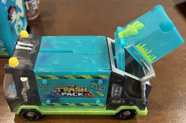 Trash Truck For Trashies