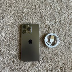 Gray iPhone 13 Pro Factory Unlocked!