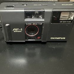 Olympus AF-1 Quartzdate 35mm