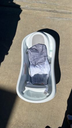 Baby bathtub
