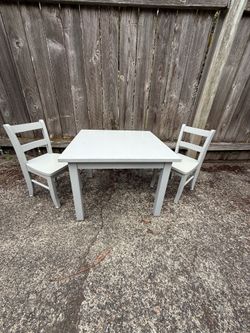 Small Kids Table
